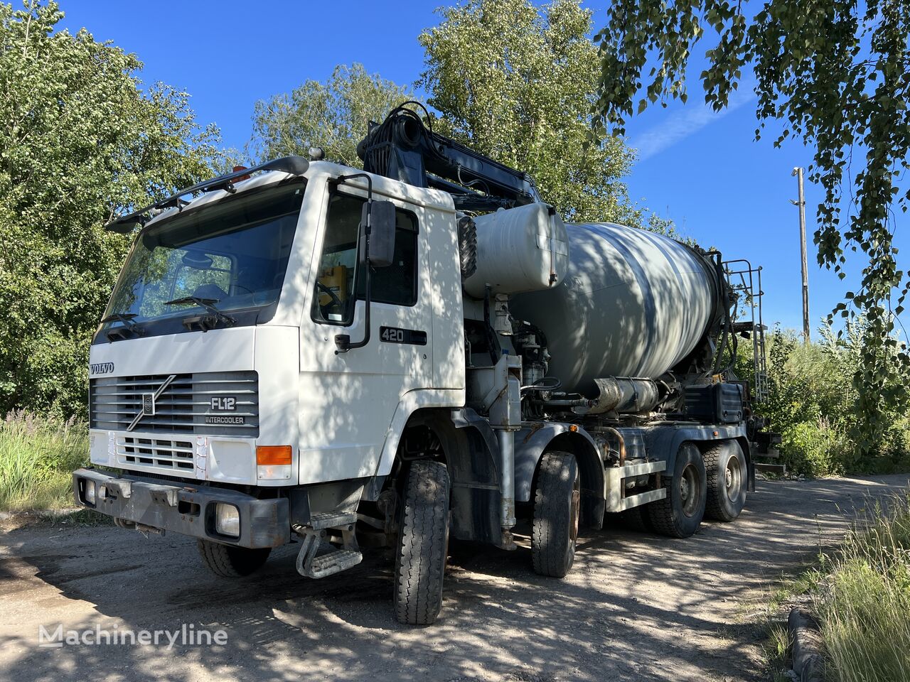 Cifa  na šasiji Volvo FL12  kamion mješalica za beton