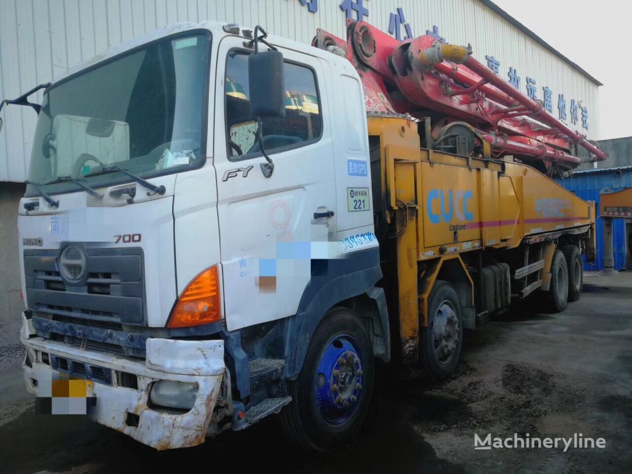 Putzmeister M49   na šasiji Hino 700 pumpa za beton